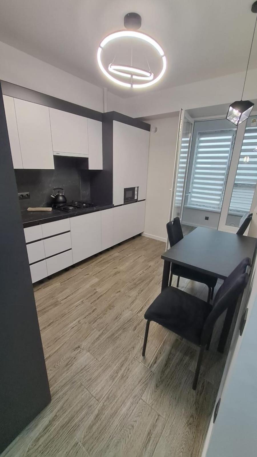 Аэропорт Кишинев 24&24 Leilighet Eksteriør bilde